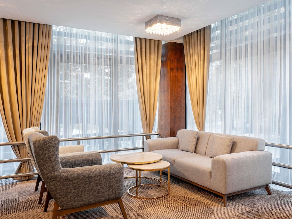 Movenpick Hotel Sarajevo 57/77