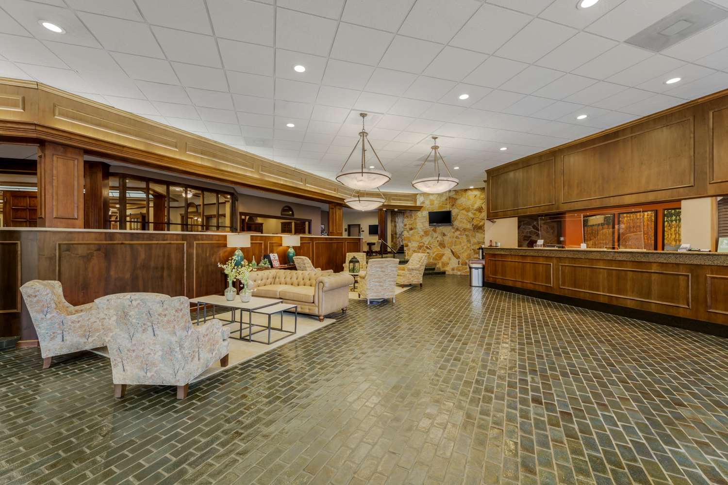 Best Western Plus Wooster Hotel & Conference Center 9/48
