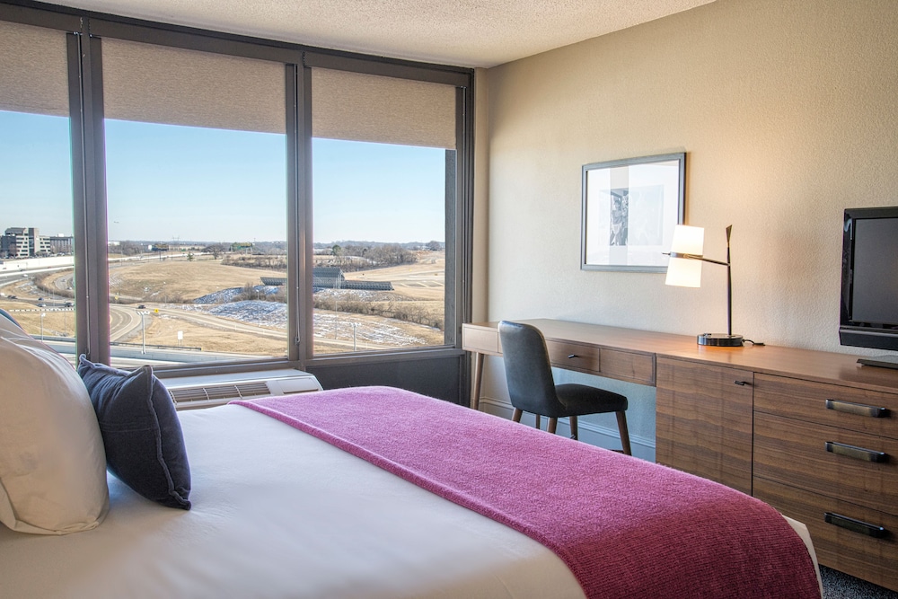 Hotel Preston Nashville Airport 16/70