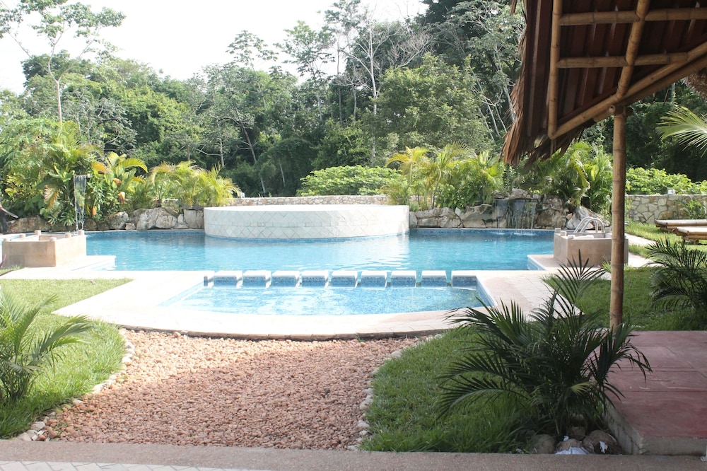 Axkan Arte Palenque 11/69