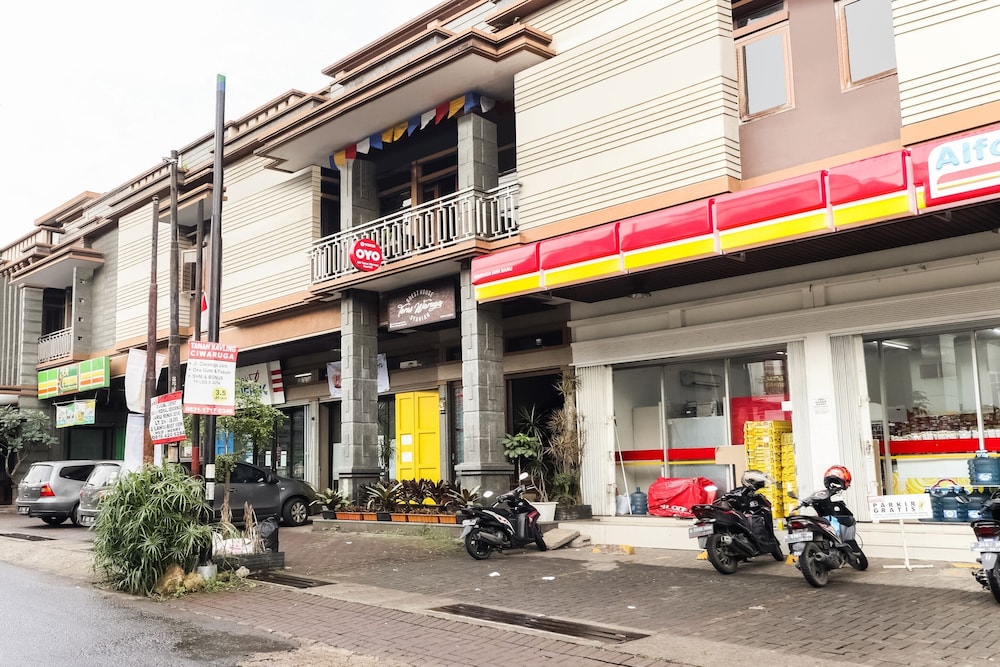 OYO 90026 Guest House Teras Waruga Syariah 20/22