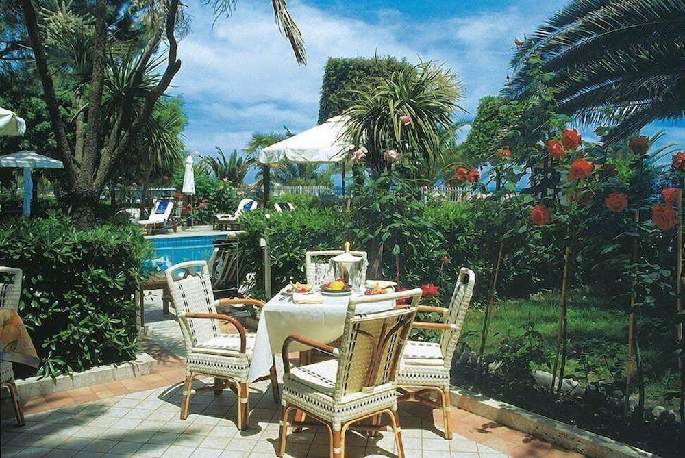 Corallo Hotel 47/57