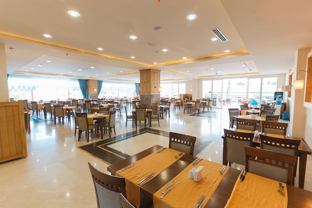 L'Oceanica Beach Resort Hotel 29/50