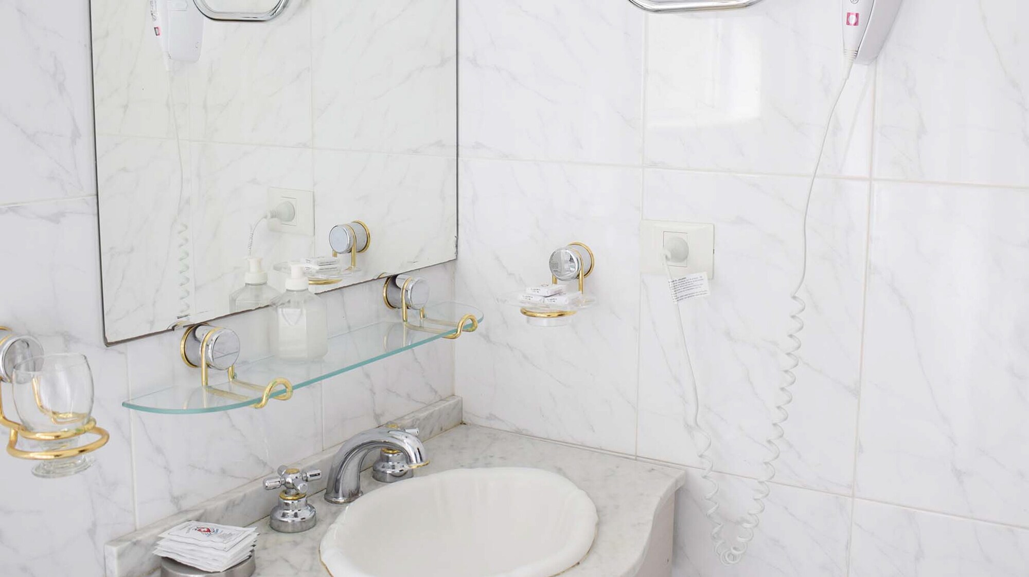 suite, jetted tub