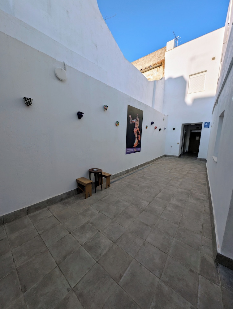 Apartamentos Jerez 74/77