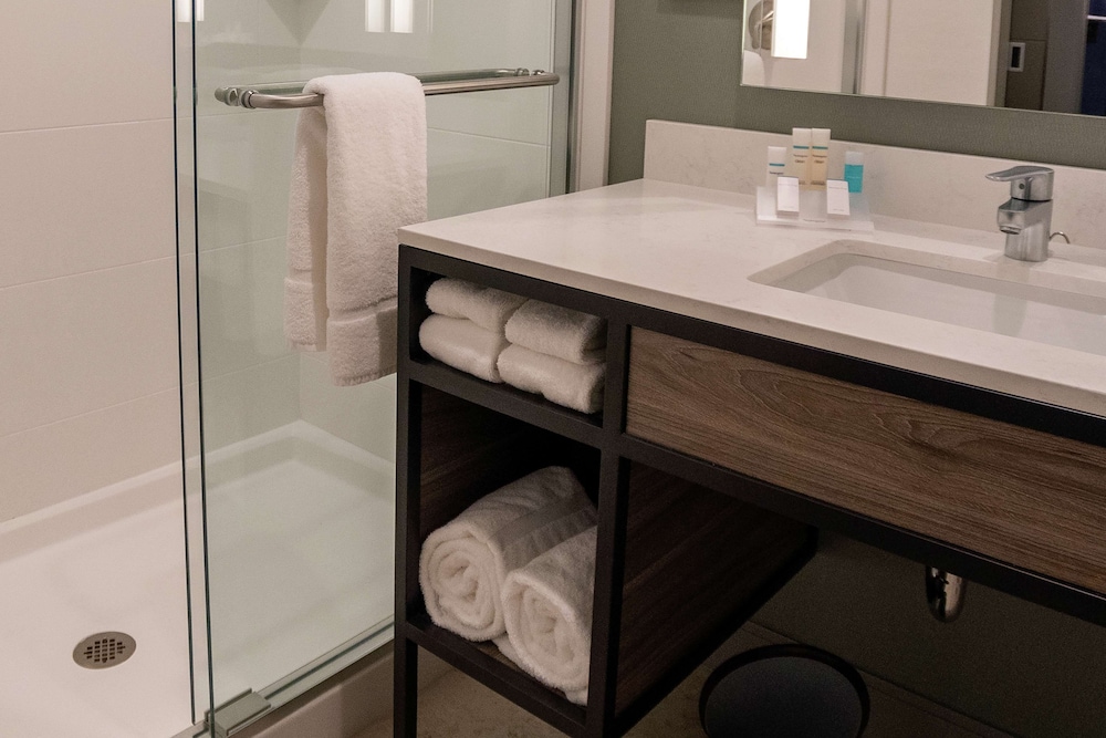 Hilton Garden Inn Spartanburg Sc 24/45