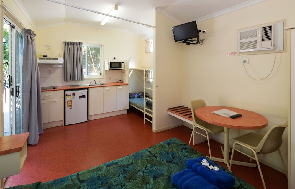 KIPARA TROPICAL RAINFOREST RETREAT 35/65