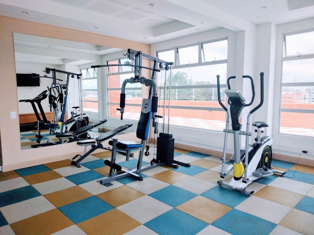 Hotel Plaza Suites 33/65