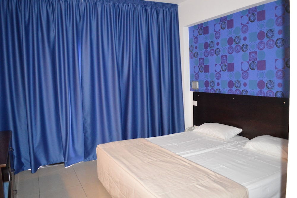 Les Palmiers Beach Hotel 25/69