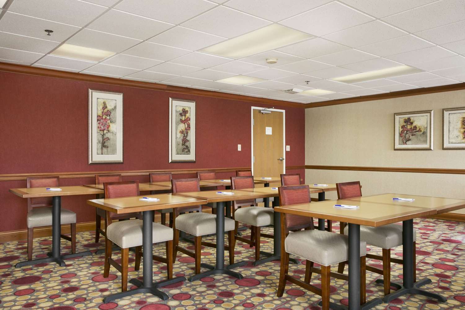 Baymont By Wyndham Evansville North/Haubstadt 14/17