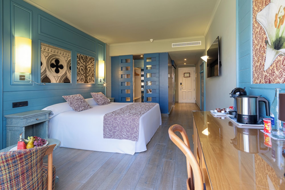 STANDARD, DOUBLE BED