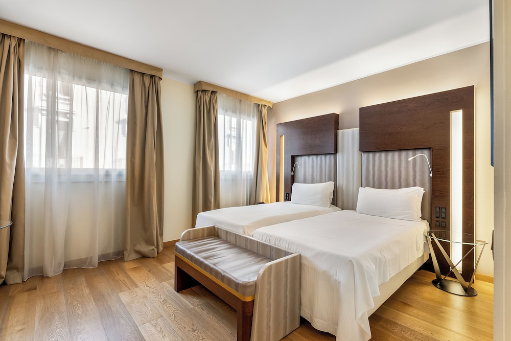SUPERIOR, TWIN BEDS