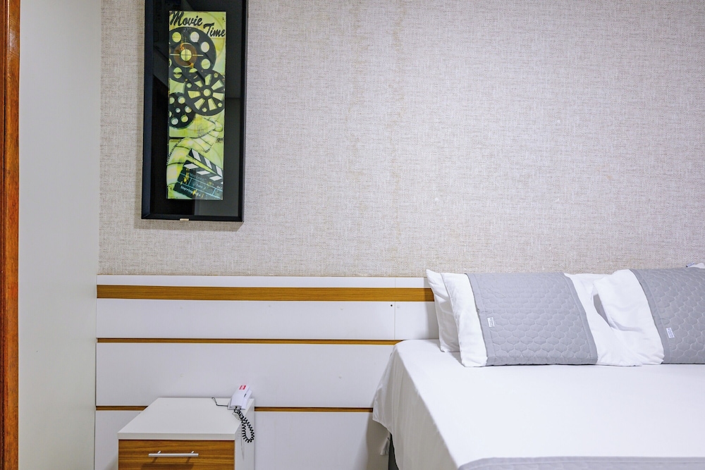 OYO Tropical Confort Hotel, Brasilia 40/60