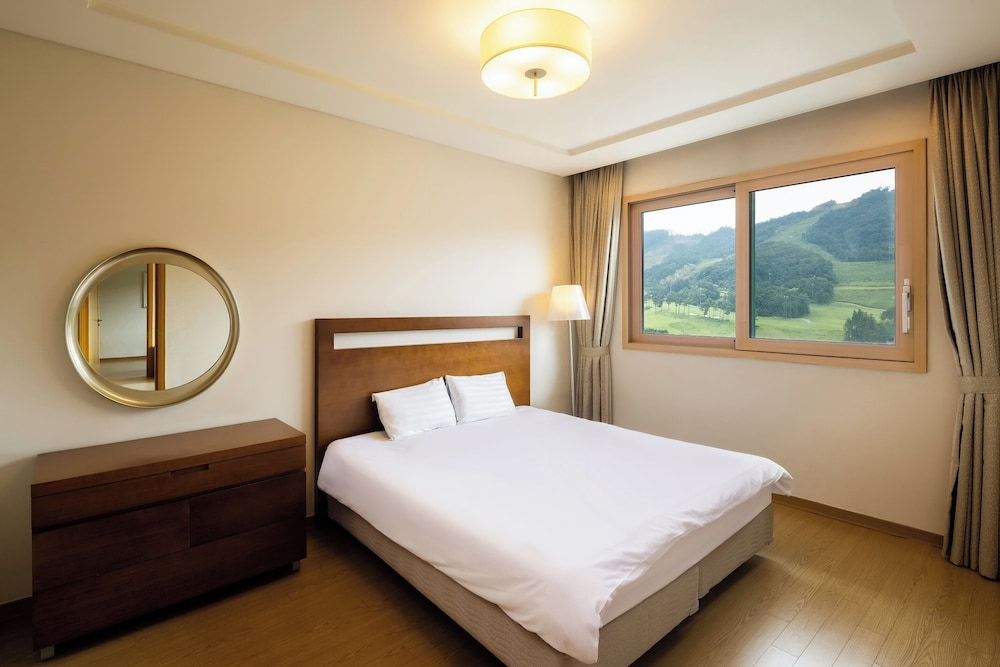 Oak Valley Resort 16/50