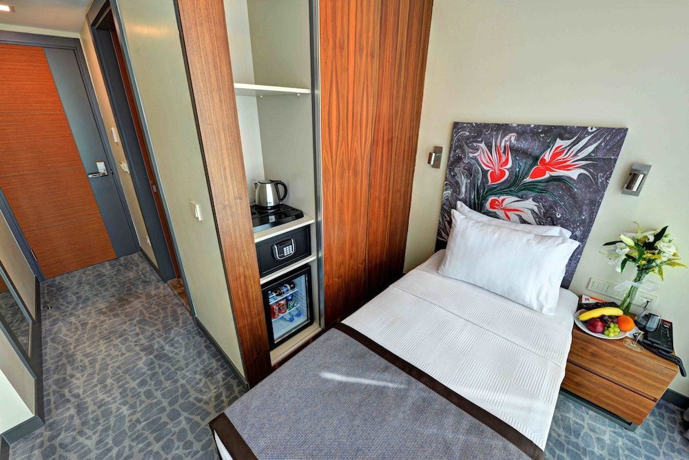 ALL INN HOTEL 30/60