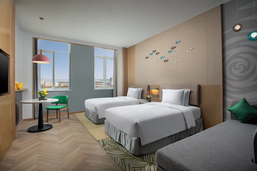 Premium, Twin Beds, Garden View
