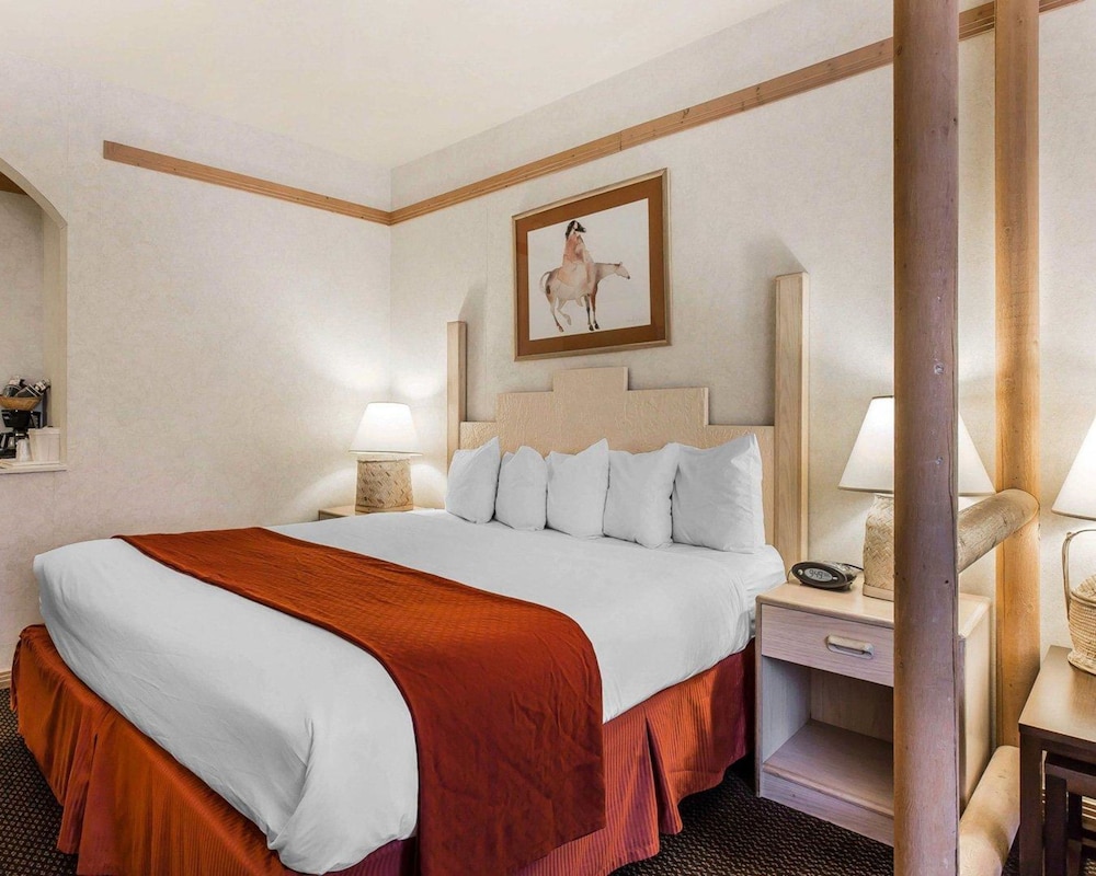 Quality Suites Moab near Arches National Park 13/42