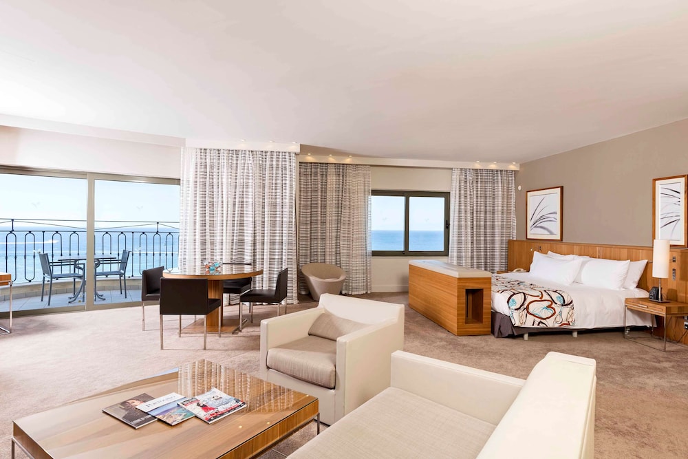 HILTON MALTA 69/100