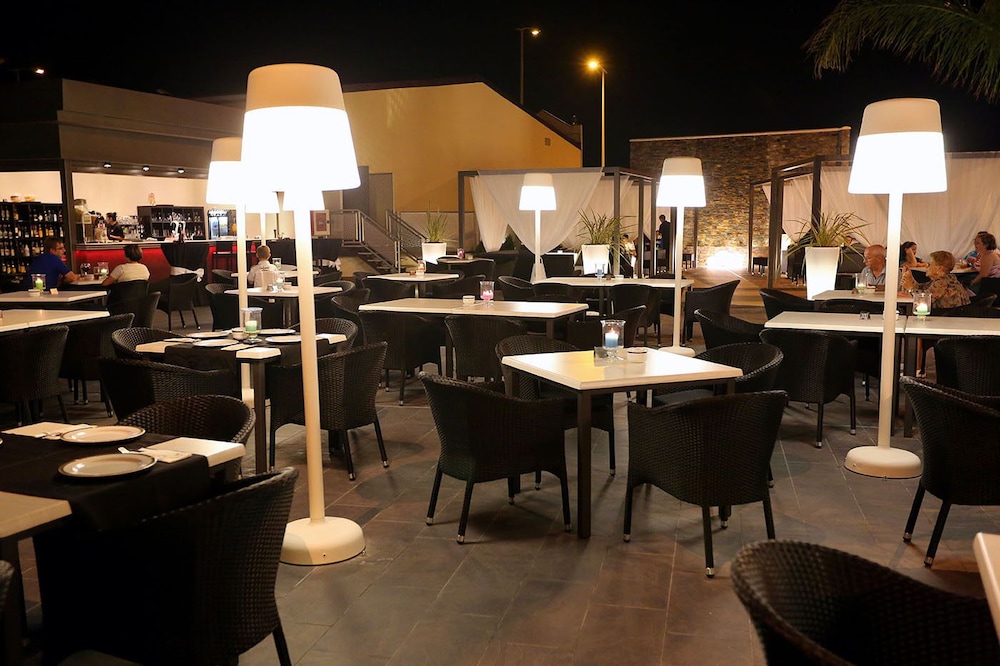 Hotel Triana 25/46