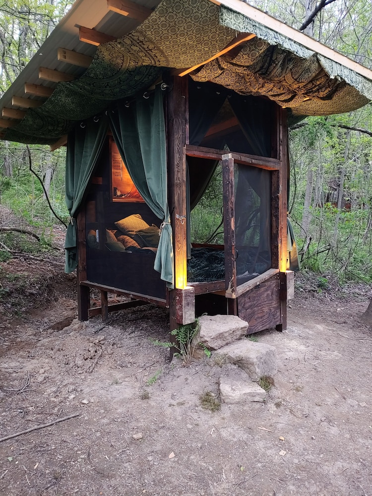 Lost River Hostel 3/50