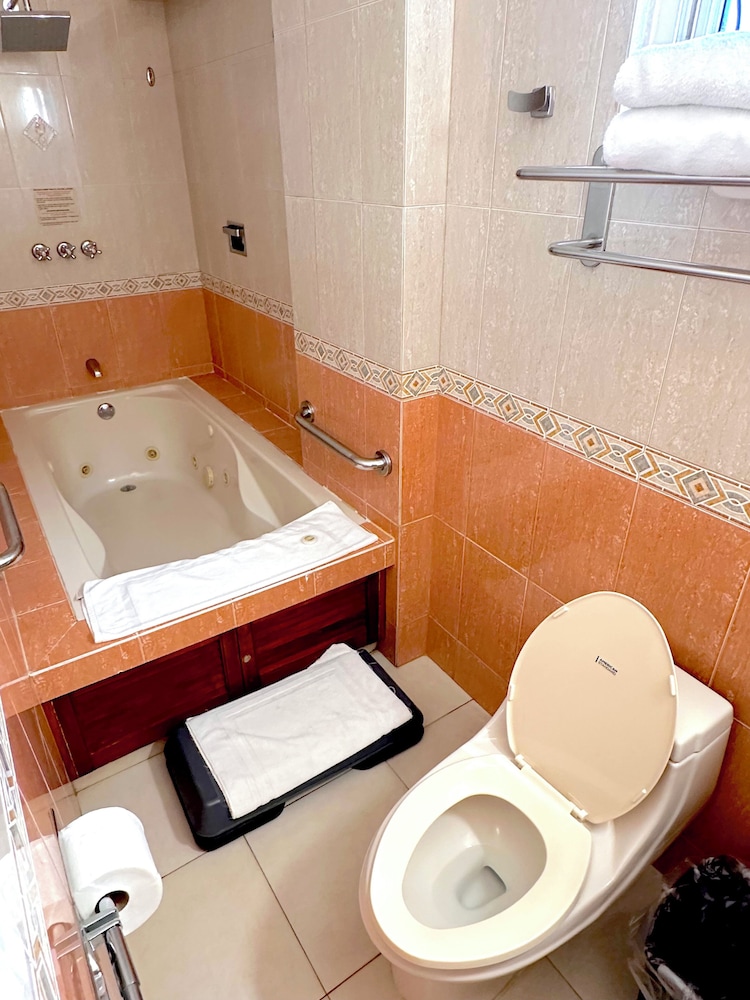 Hotel Andros 48/49