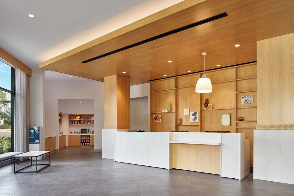 Hyatt Place at Ho'opili 14/50