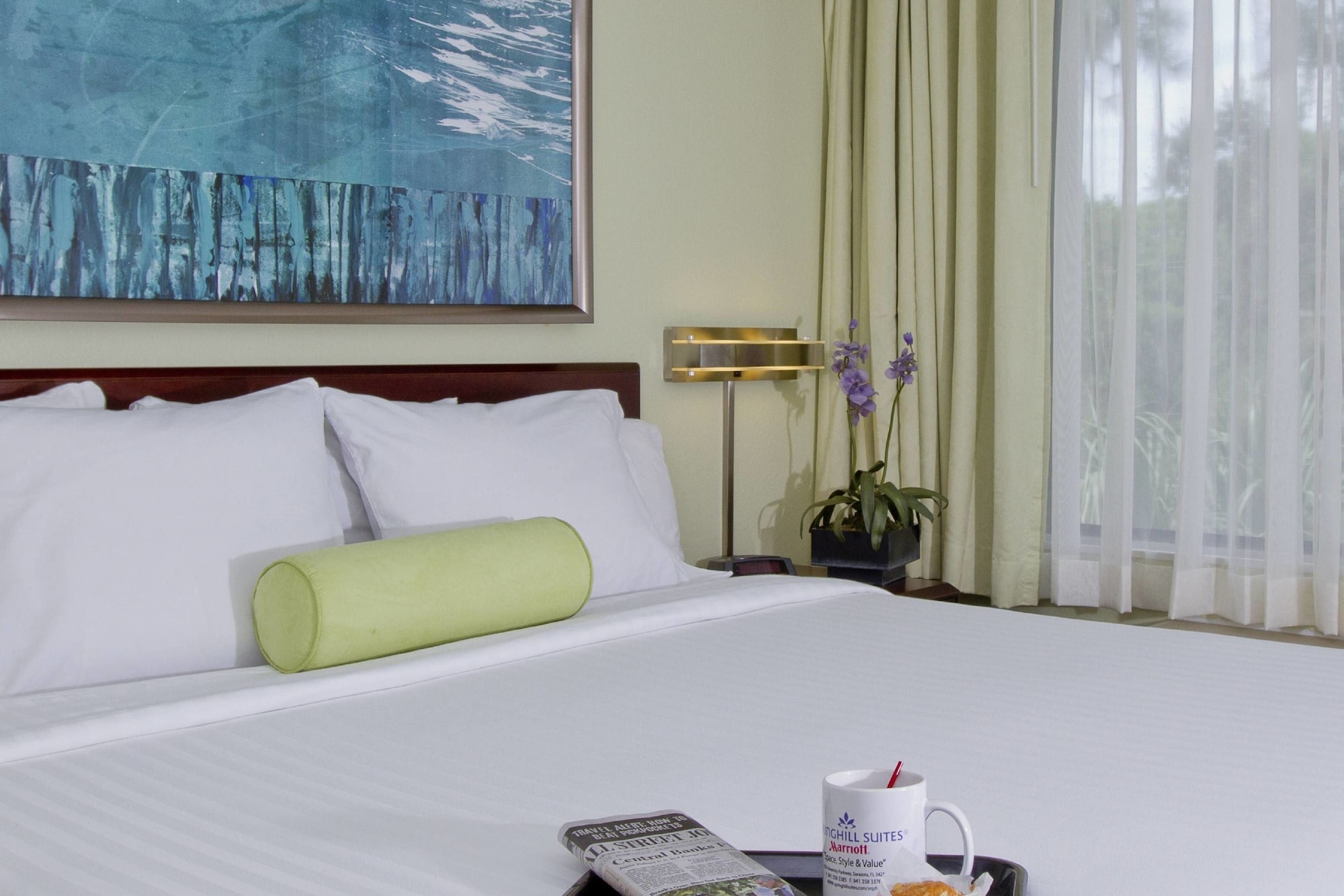 STUDIO, KING BED, SOFA
