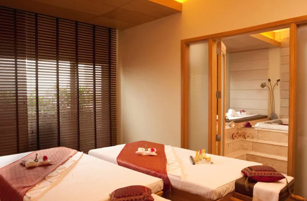 Radisson Blu Hotel Nagpur 35/70