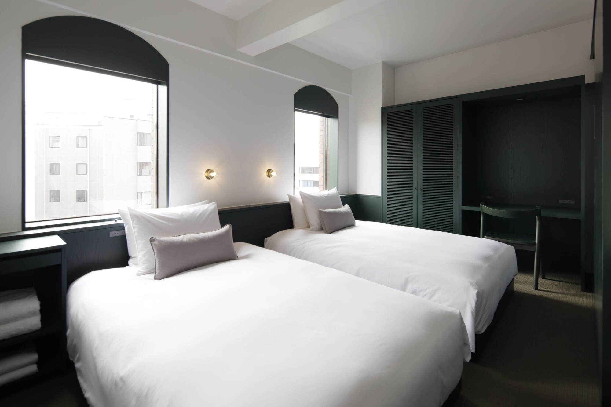 SUPERIOR, TWIN BEDS