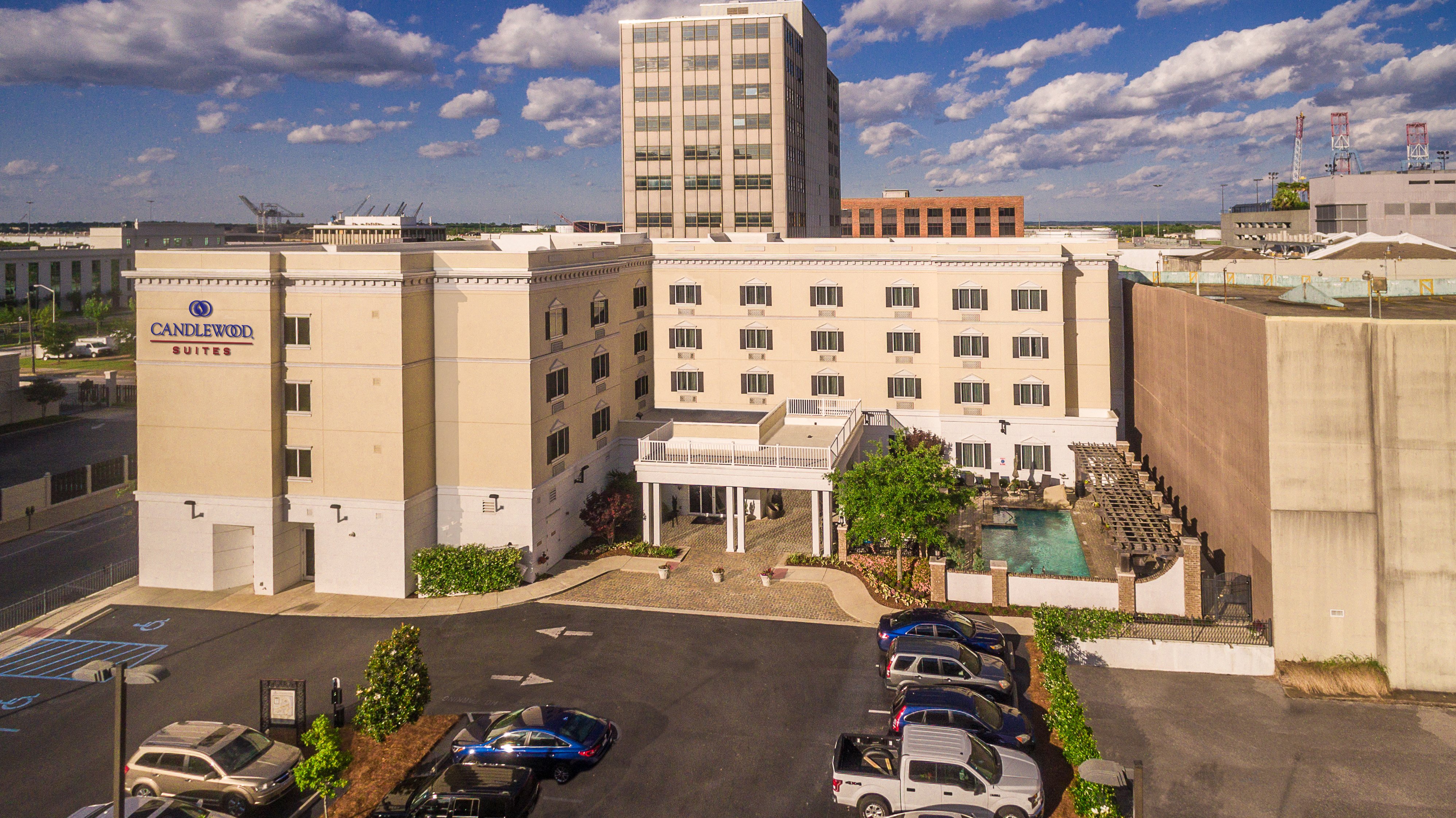 Candlewood Suites Mobile-Downtown 35/41