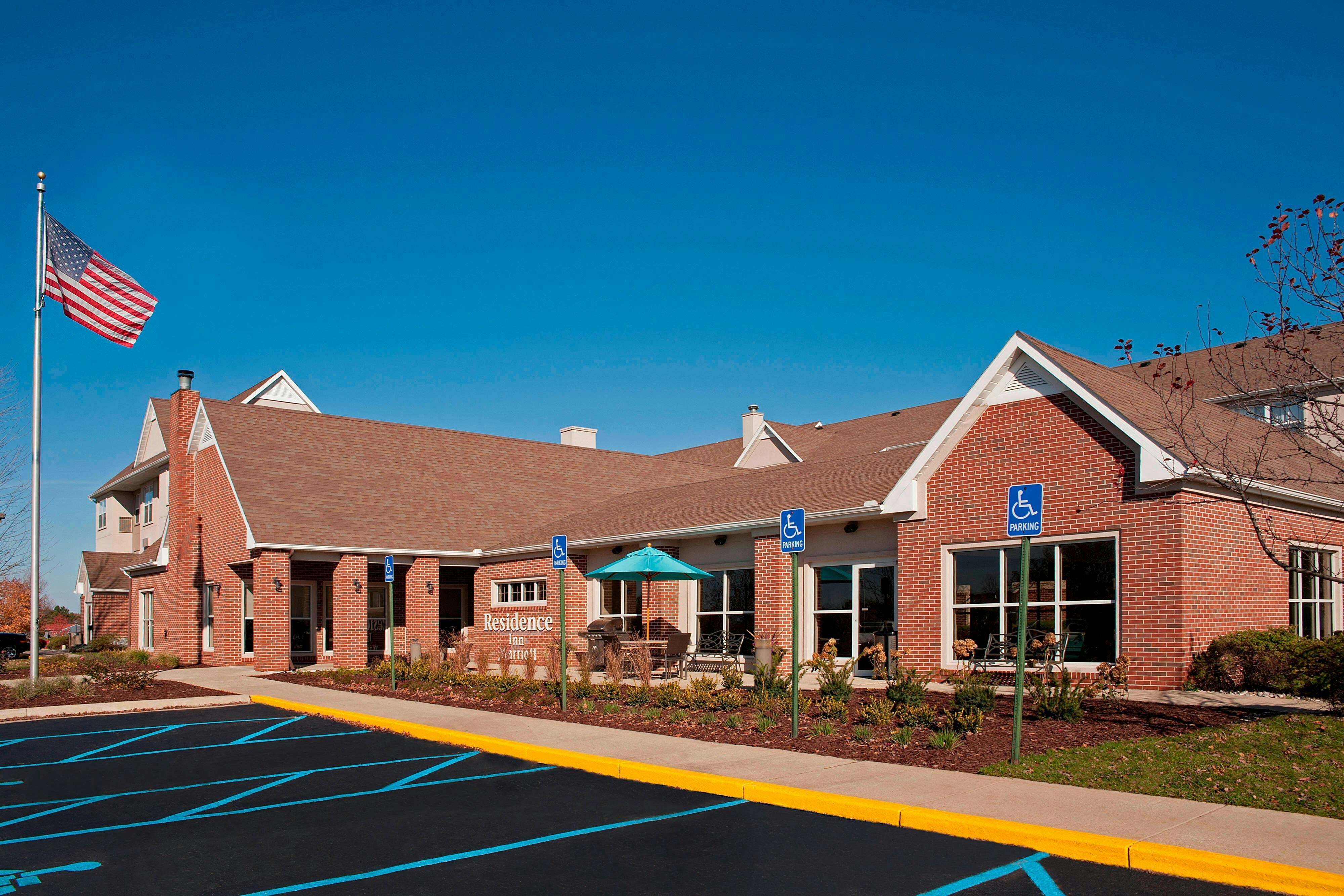 RESIDENCE INN LANSING WEST 2/9