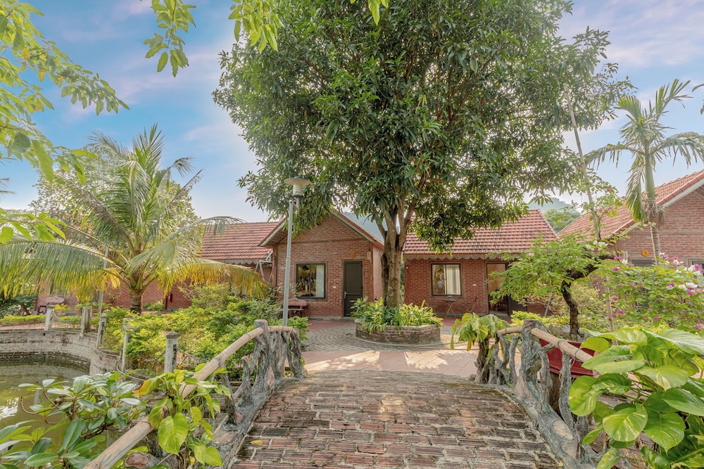 Tam Coc Green Garden Bungalow 26/37