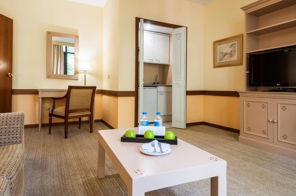 ESPAHOTEL PLAZA BASILICA 25/30