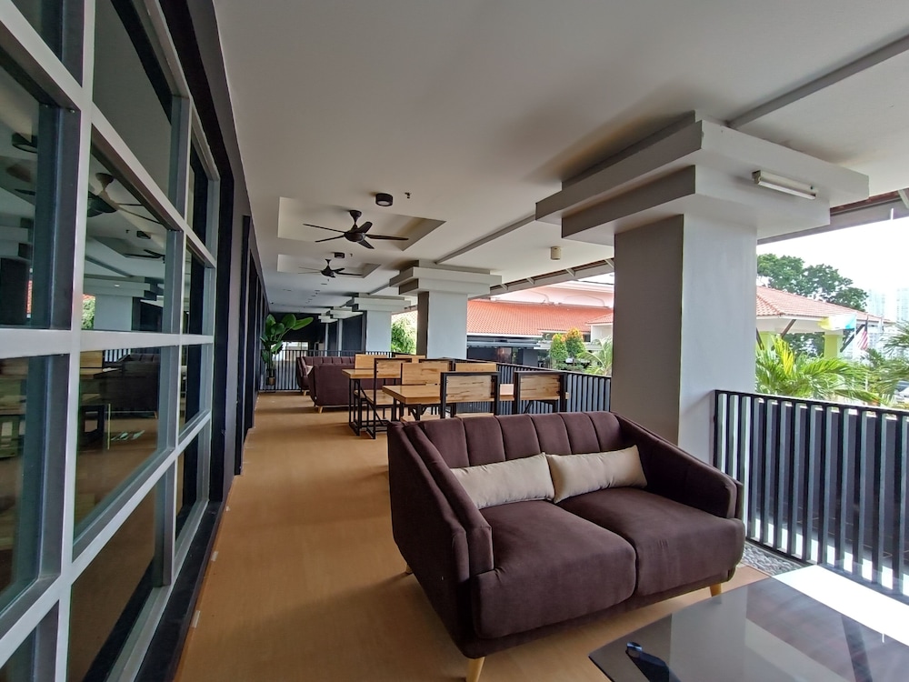 Raia Hotel Penang 30/50