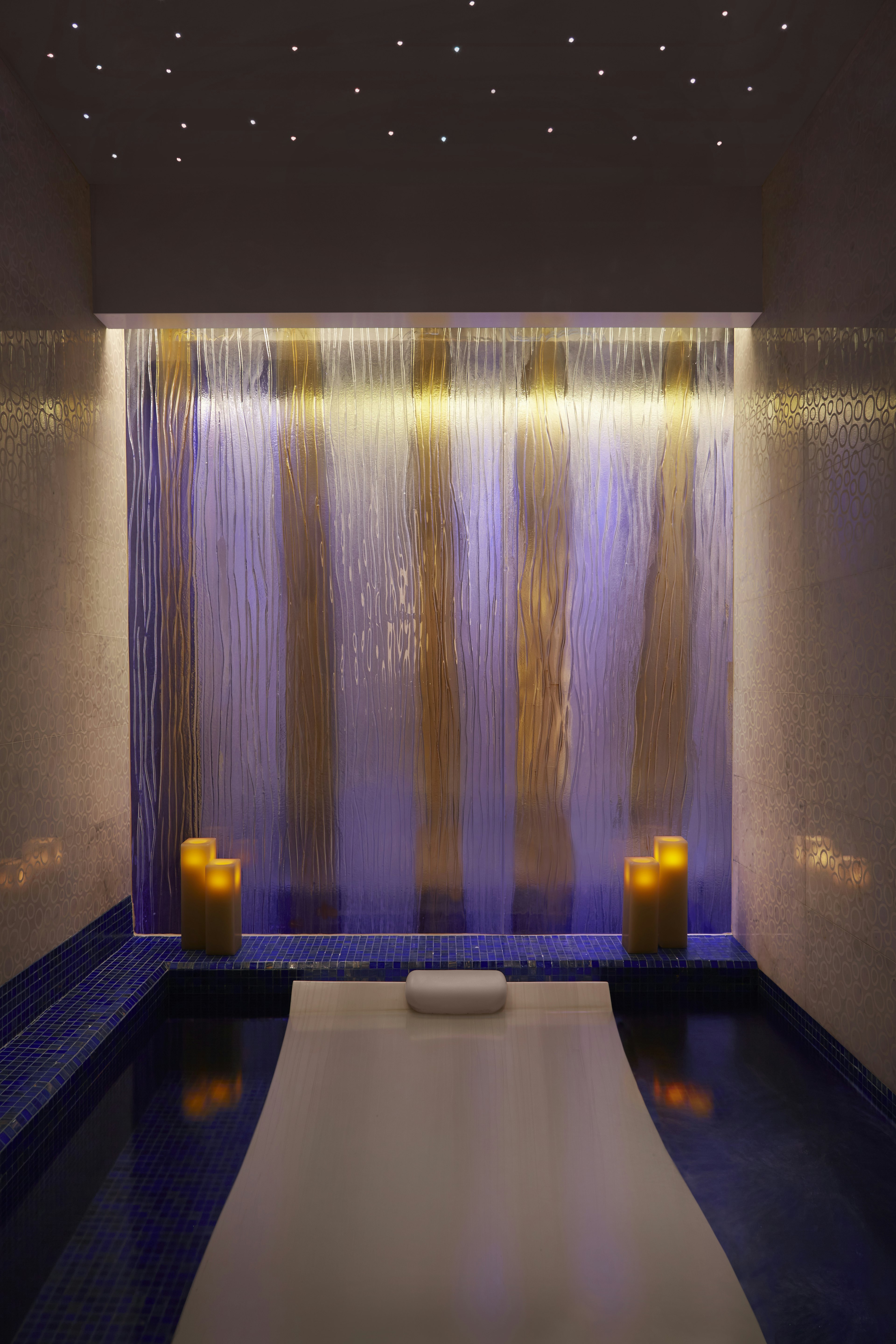 Conrad Dubai 35/80