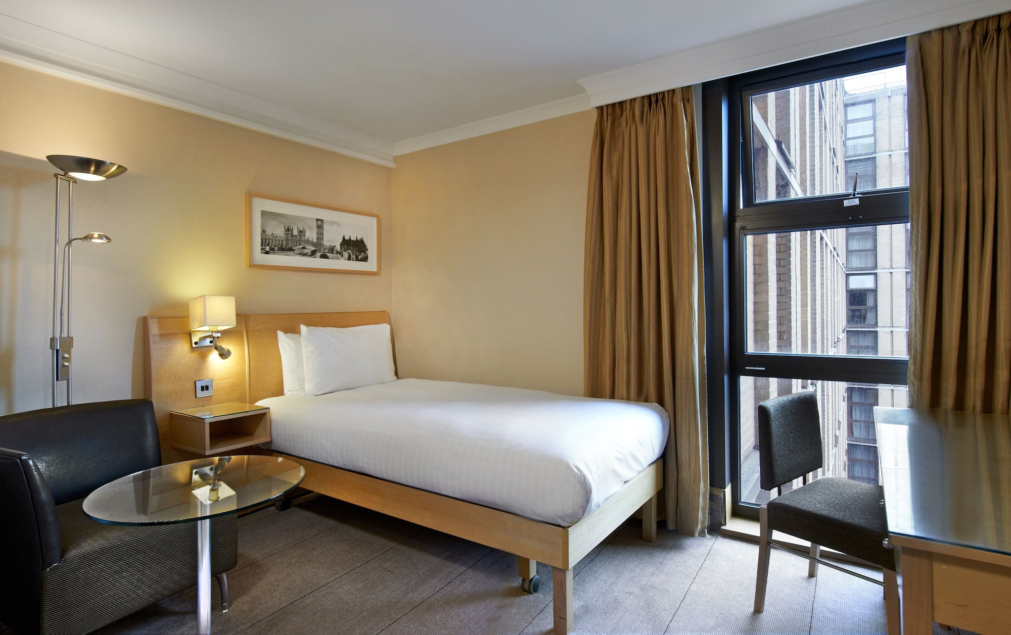 ROOM, SINGLE BED