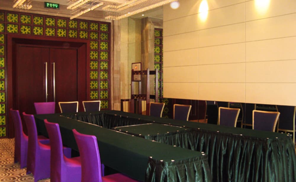 Vision Hotel 58/62