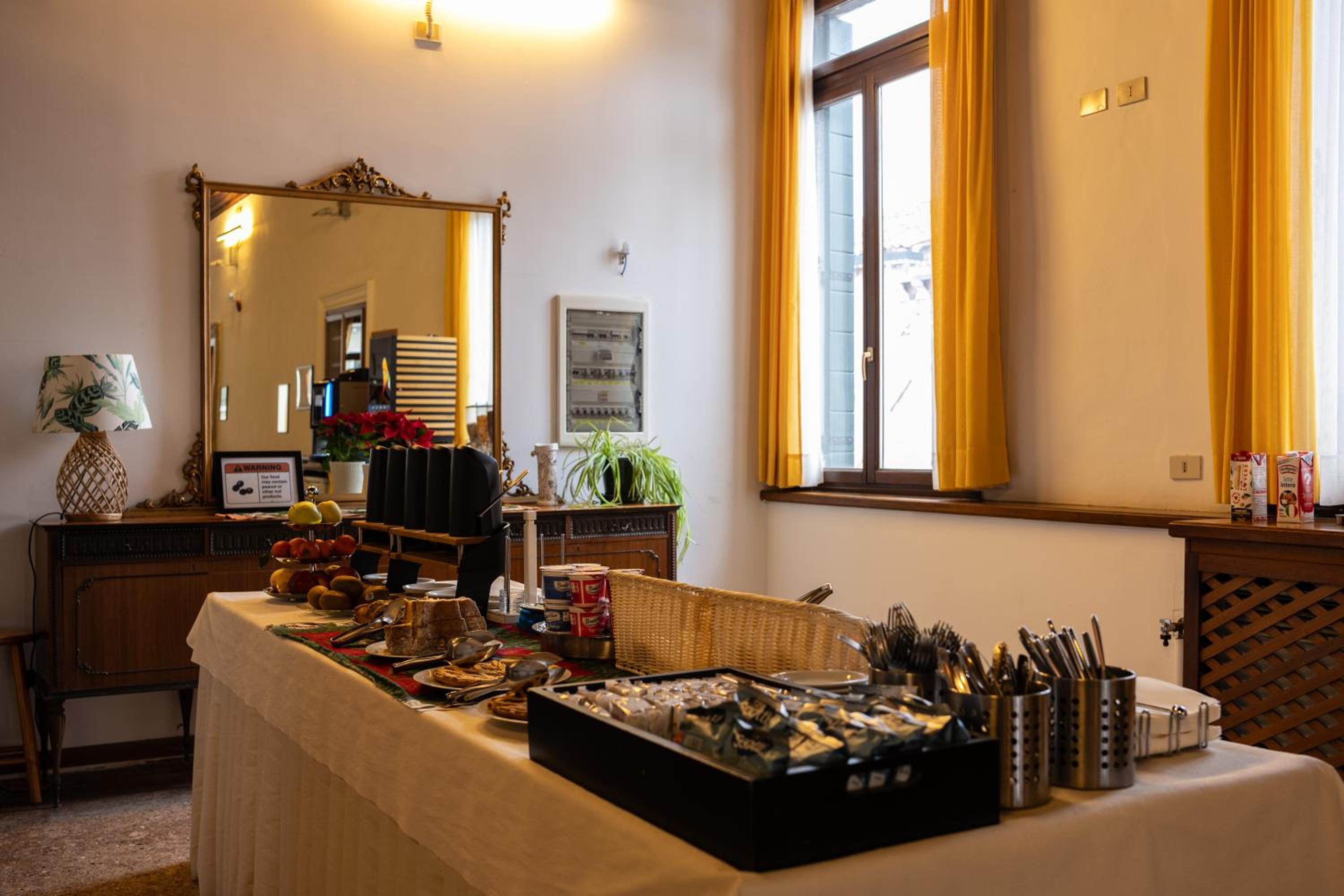 Foresteria Valdese Venezia 18/42