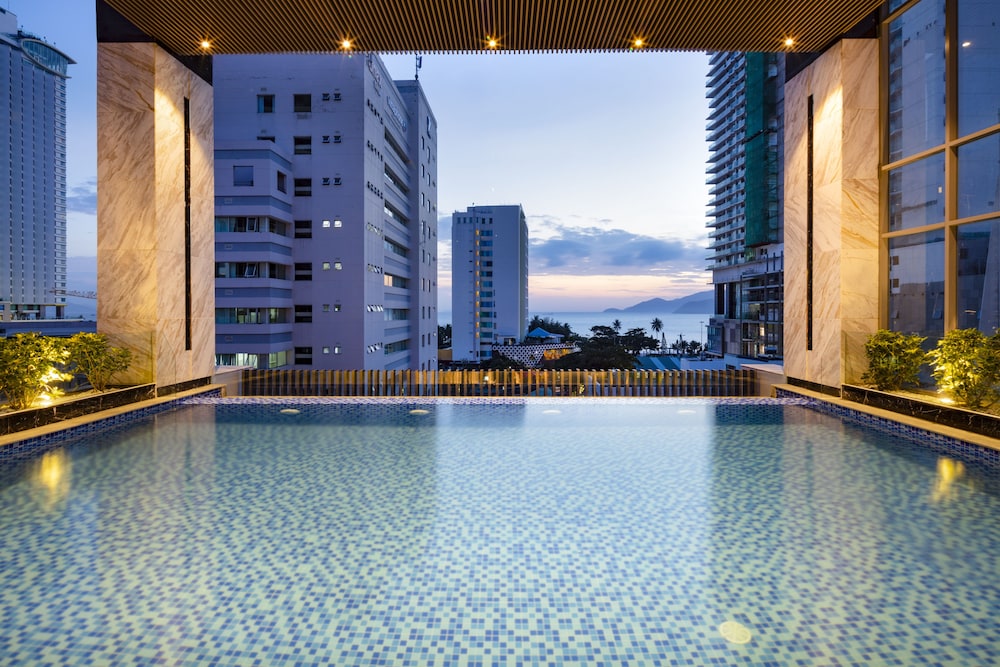 Libra Nha Trang Hotel 48/50
