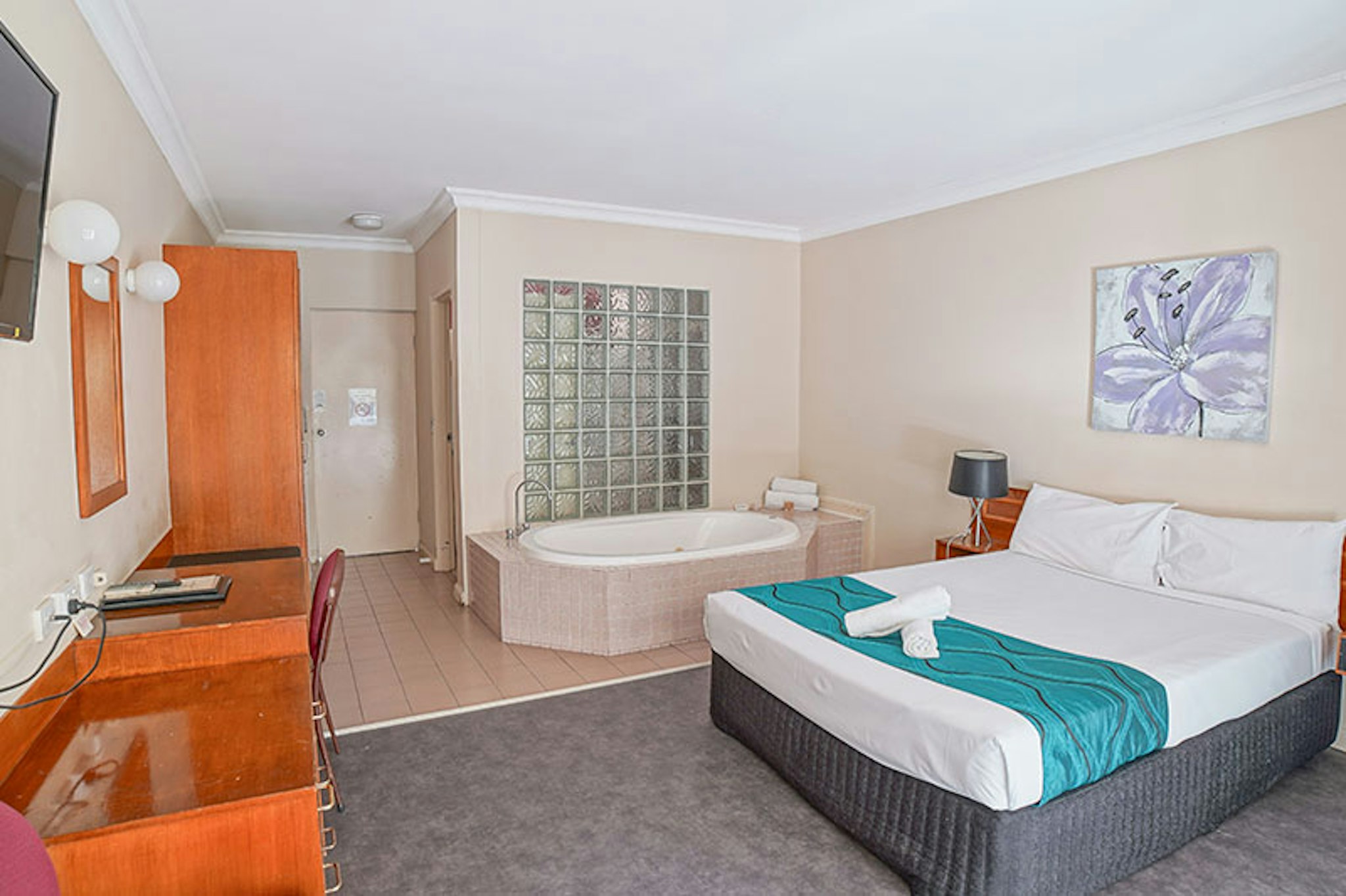 COUNTRY COMFORT COFFS HARBOUR 2/21