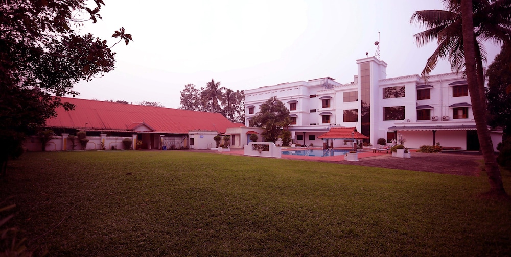 Quality Airport Hotel 28/32