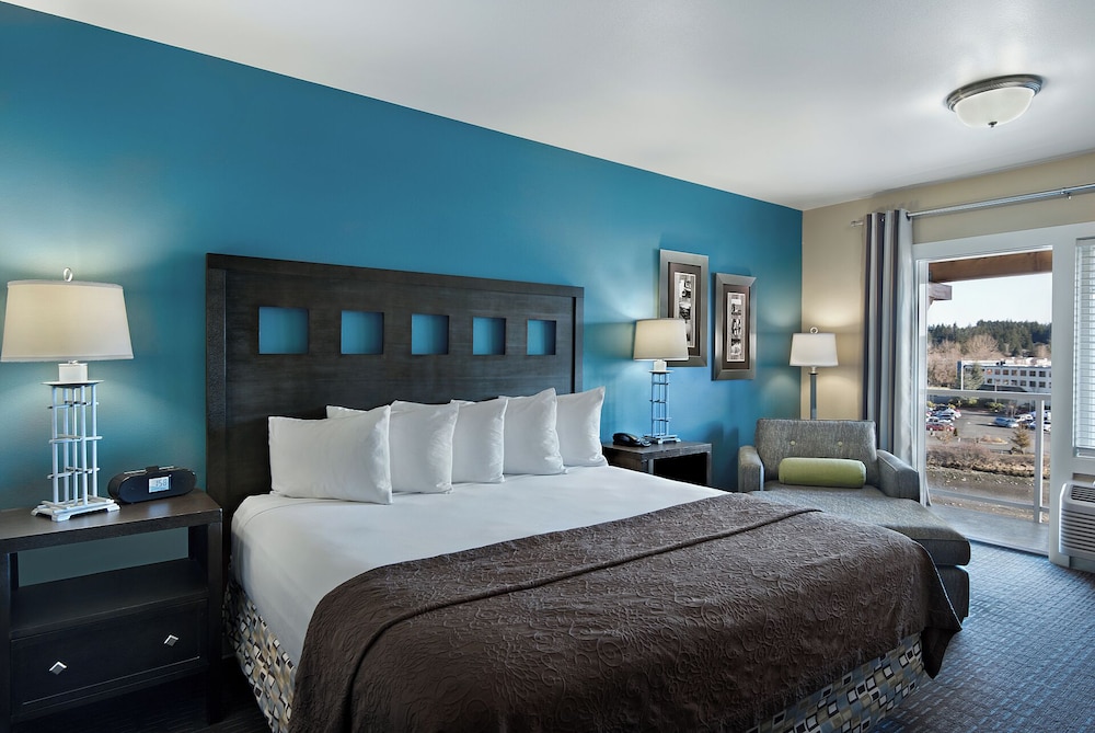 Oxford Suites Silverdale 15/59