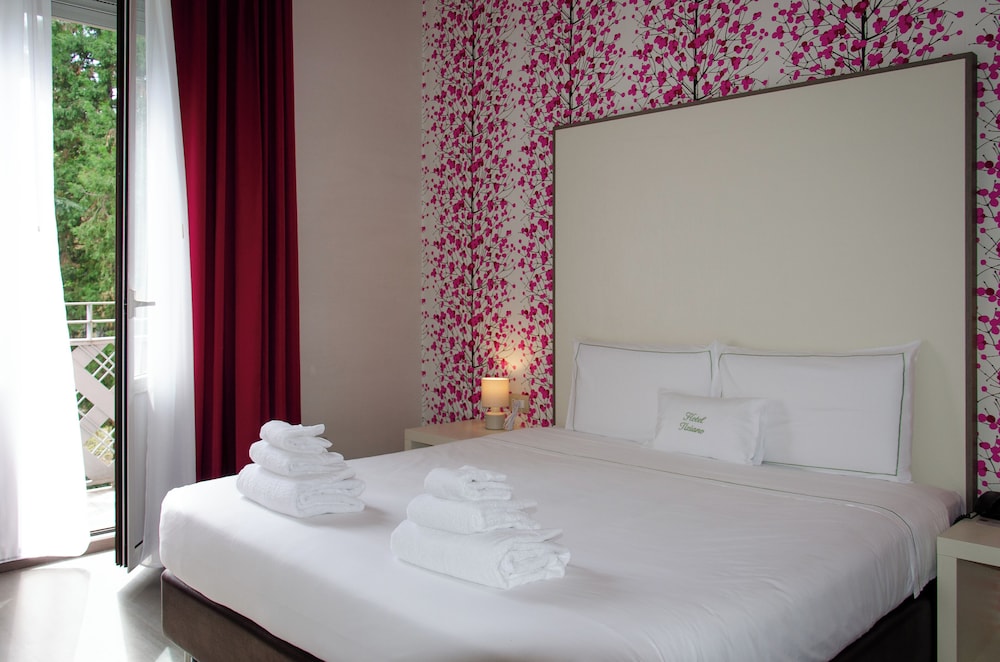 Executive Double room with park view