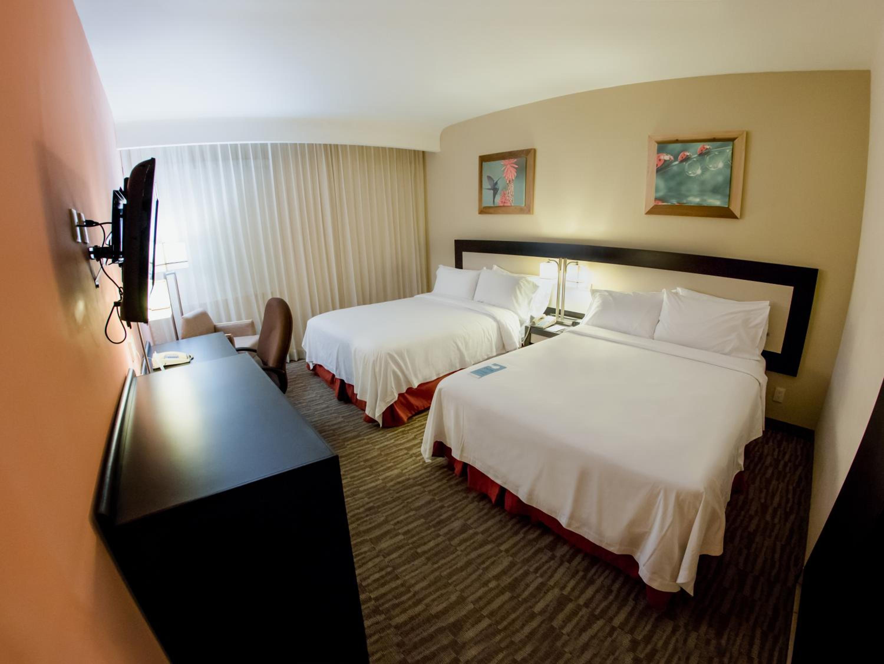 غرفة بسريرين كوين لذوي الإعاقة، Excellence Express & Suites San Juan Del Rio 4/5
