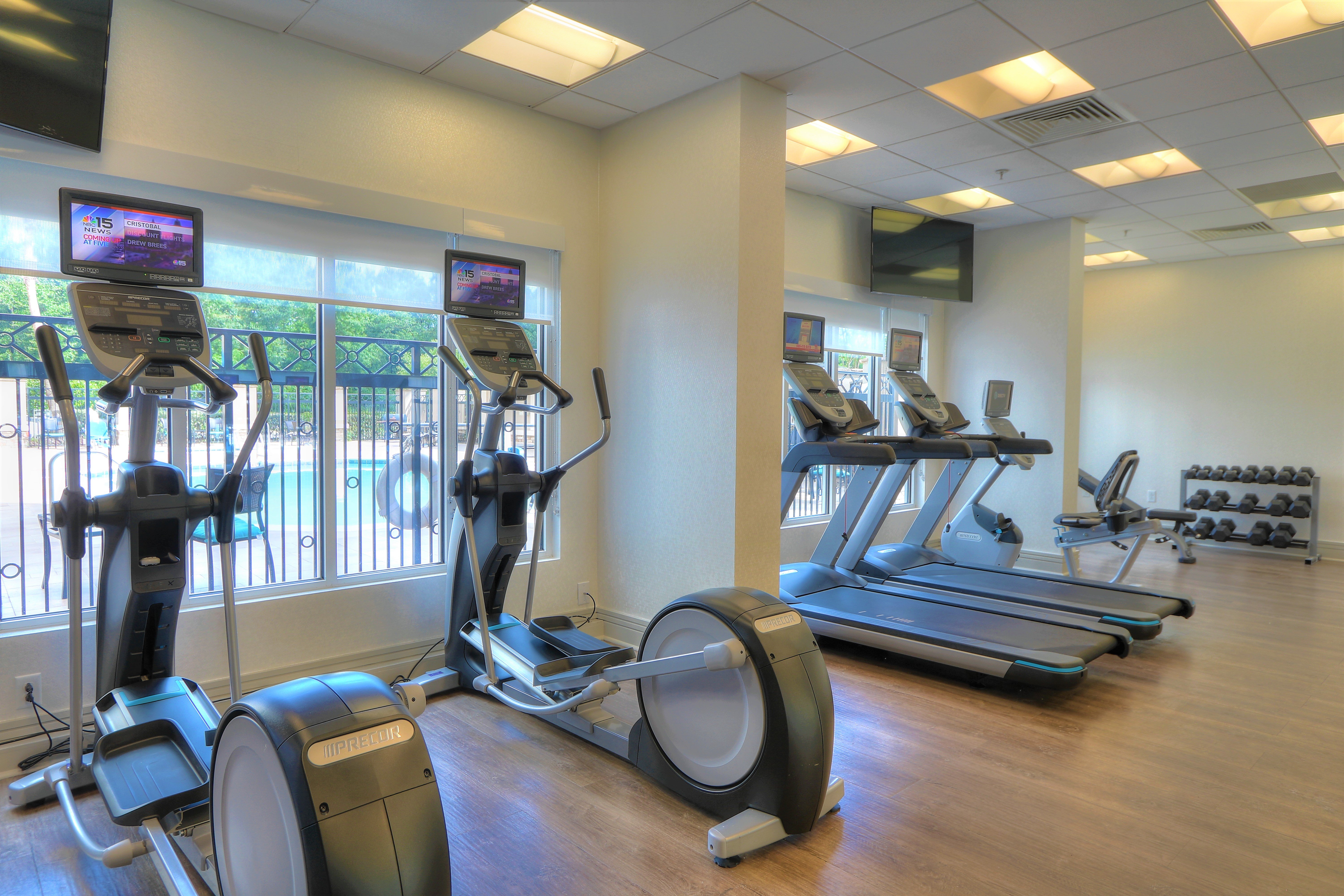 Holiday Inn Express Hotel Suites Mobile Saraland 34/54