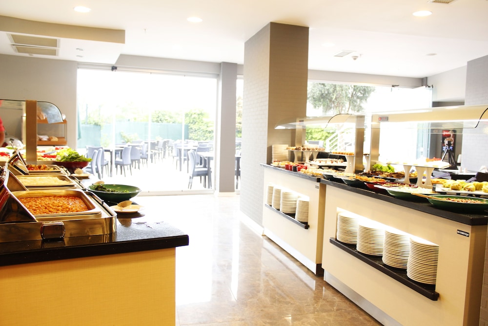Tourist Hotel Antalya 6/63