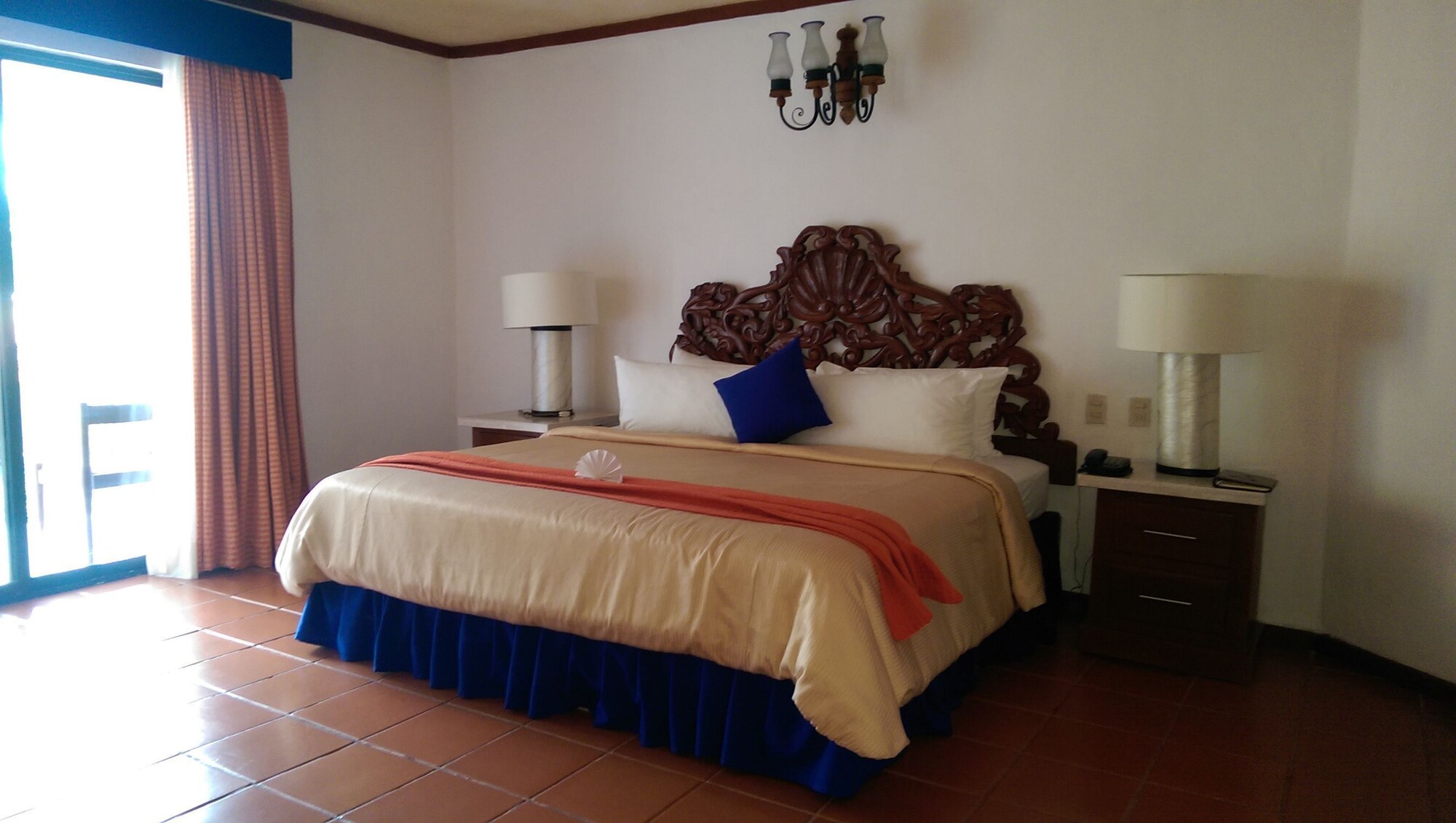 Standard, King Bed