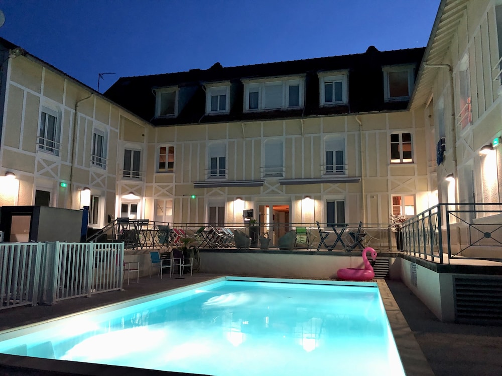 CITOTEL D'ORBIGNY 32/35