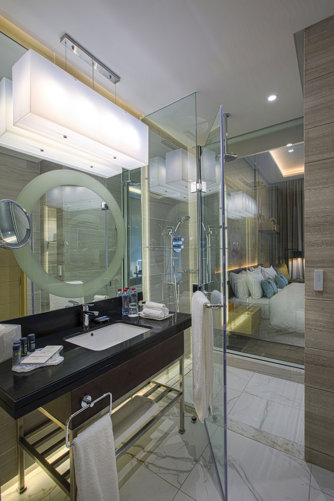 Grayton Hotel Dubai 23/66