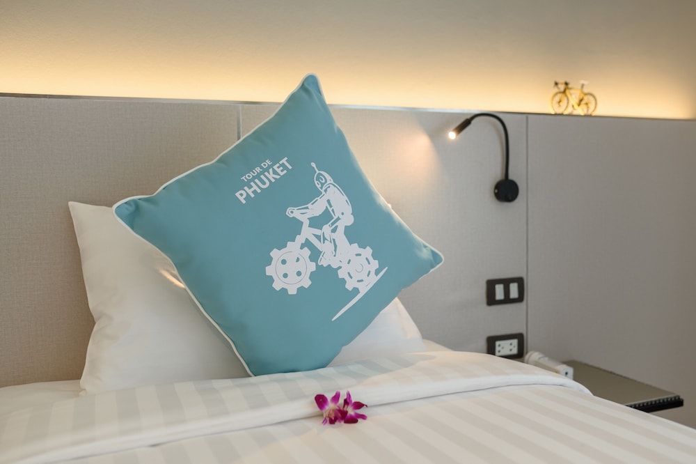 Tour De Phuket Hotel 38/71